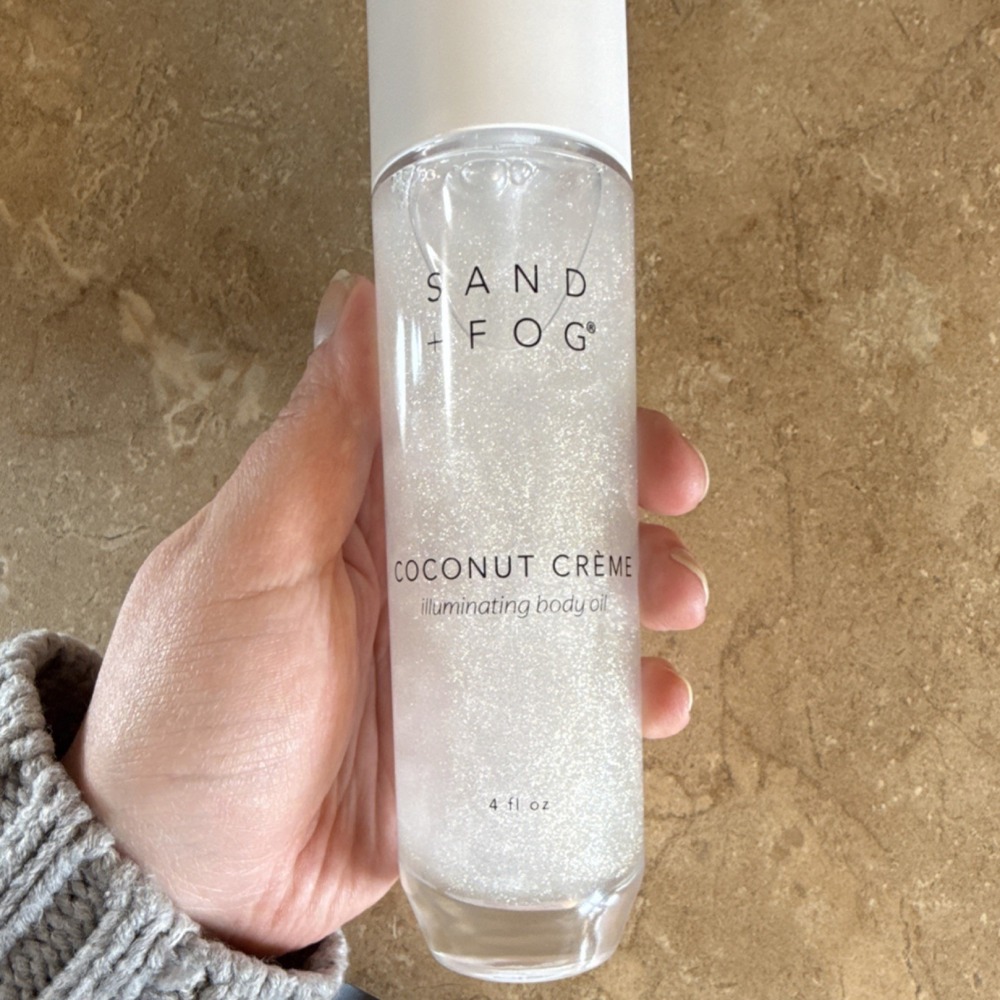 SAND + FOG Coconut Crème Illuminating Body Oil 4 fl oz Unisex
